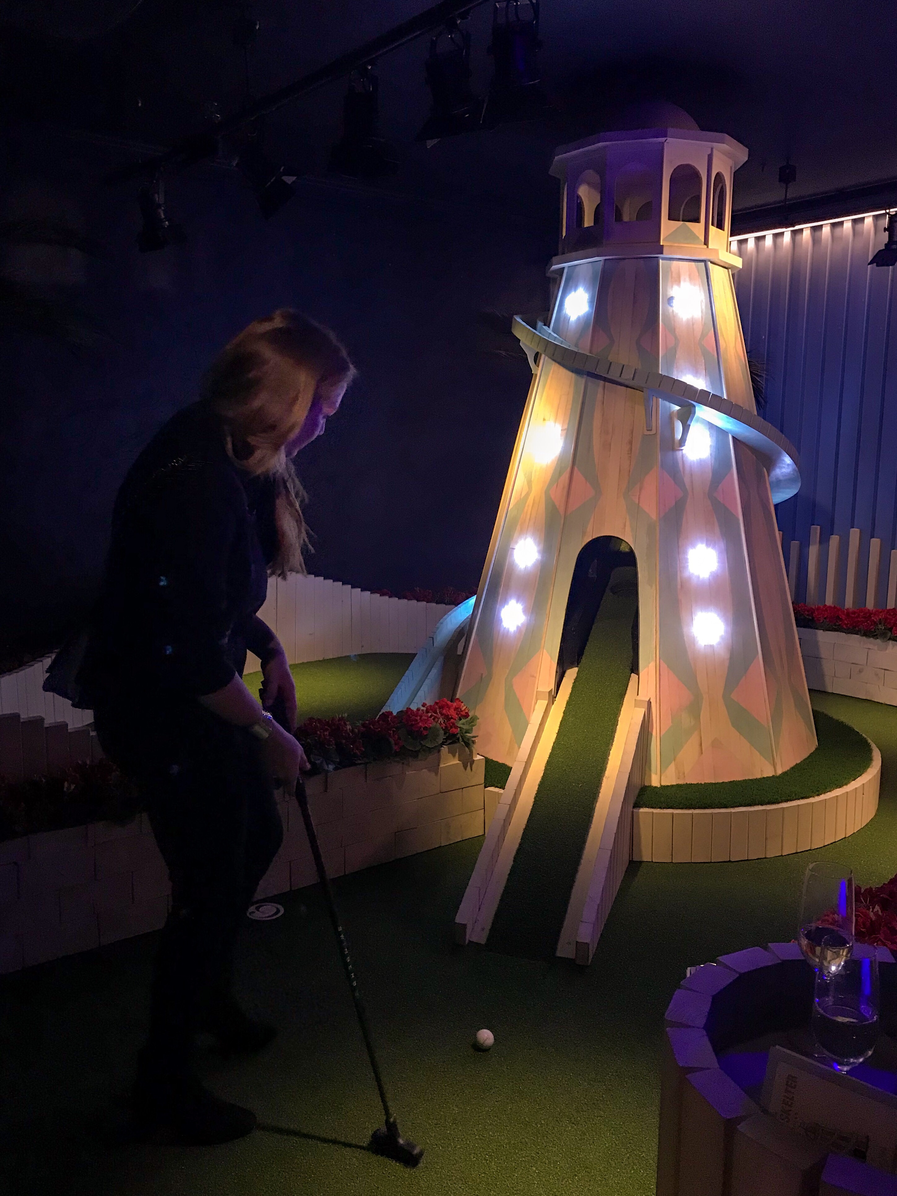 London Guides: Five Reasons To Visit Swingers West End