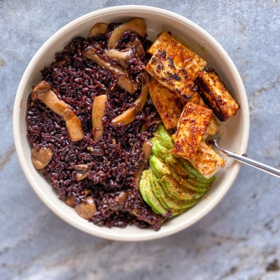 black rice bowl mushrooms