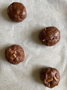 giant double chocolate chunk cookies recipe
