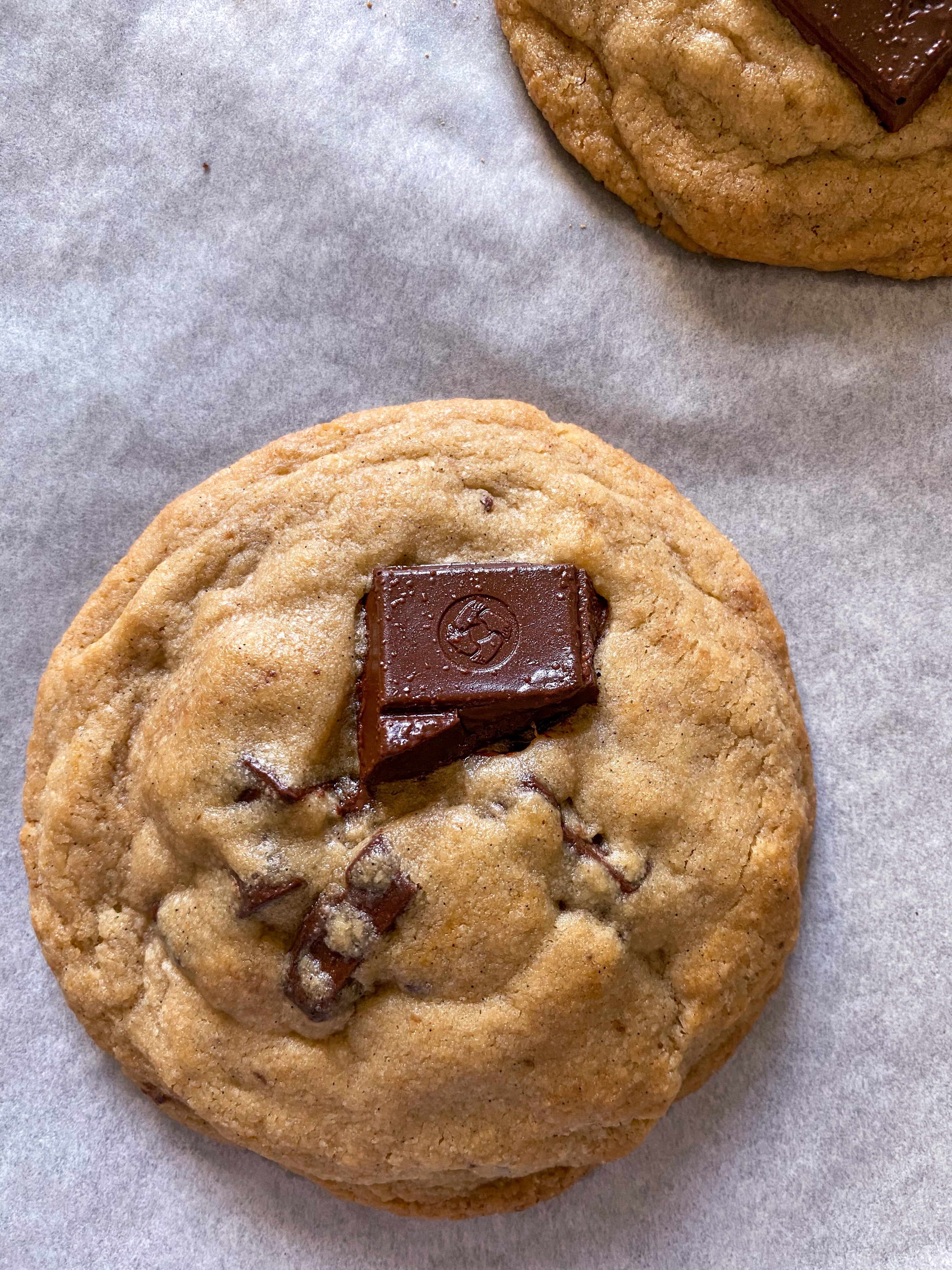 Eggless Levain Bakery-Style Chocolate-Chip Cookies