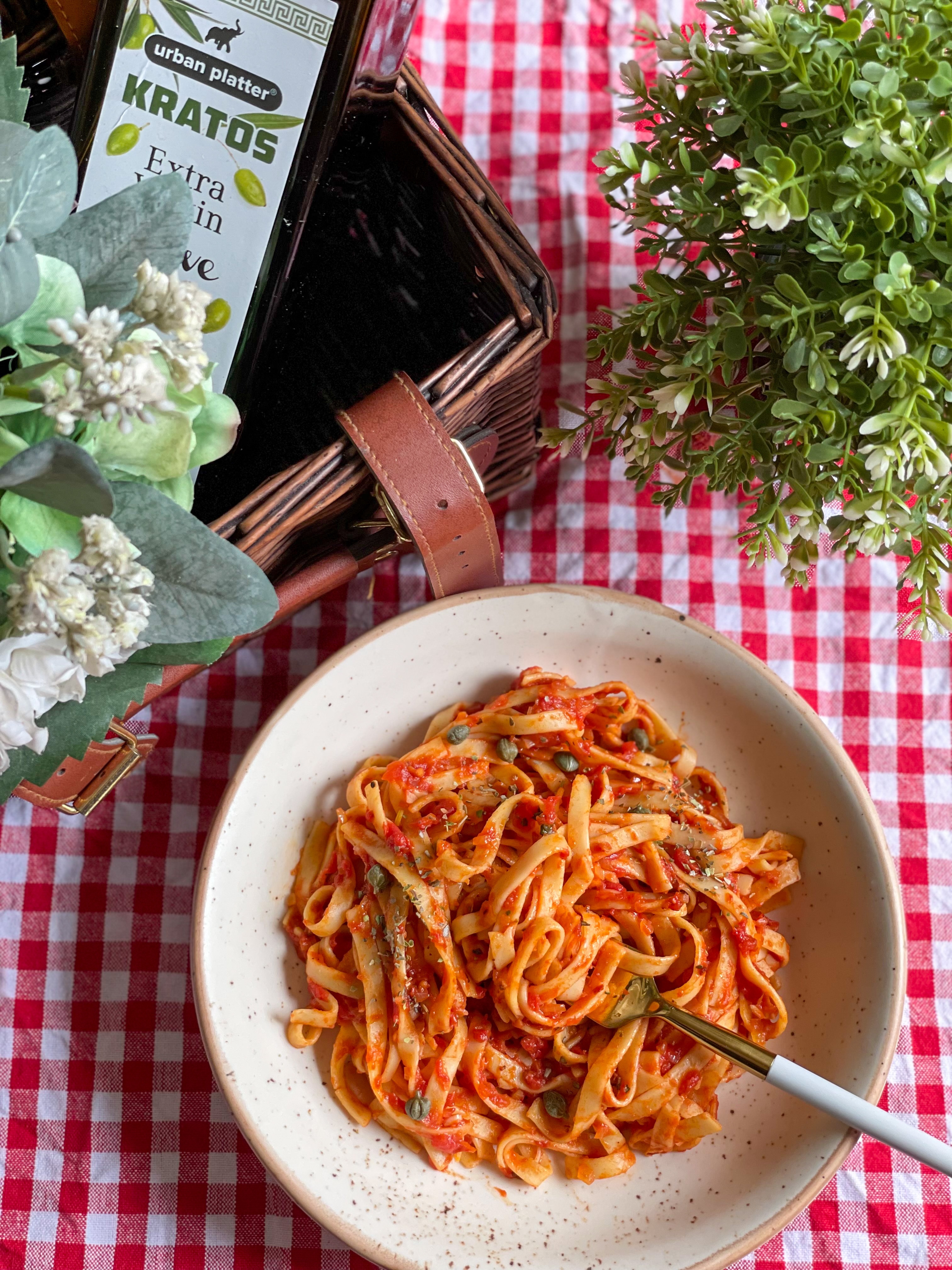 Easy Vegan Arrabbiata Pasta