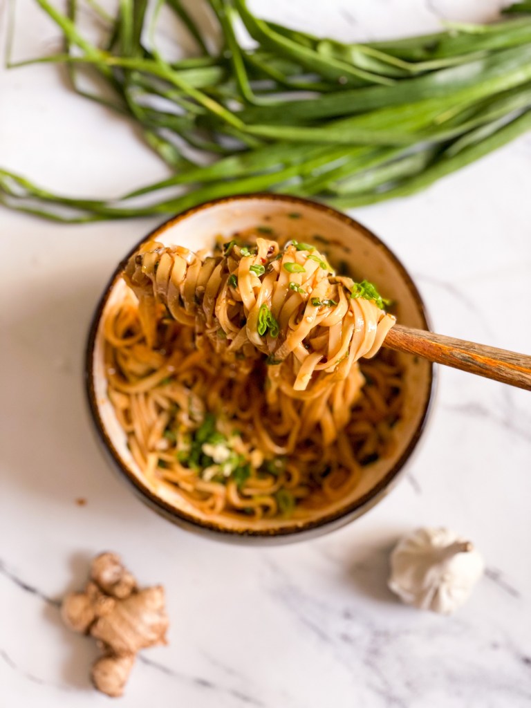 ginger scallion chilli oil noodles