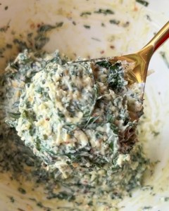 healthy creamy spinach dip